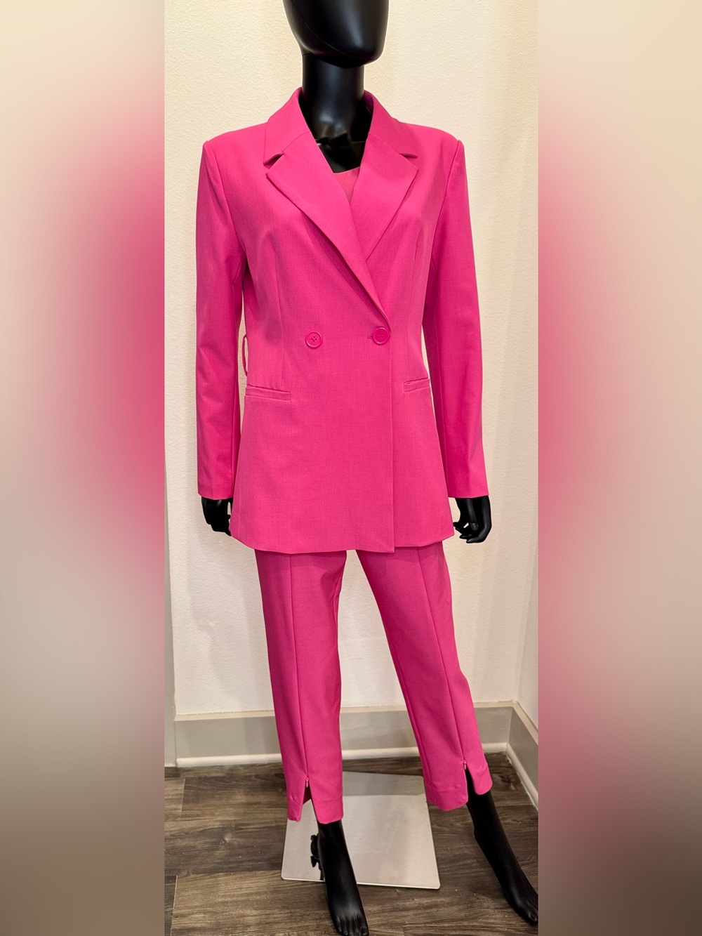 MANGO Fuchsia Tailored Blazer & Pants Set size M